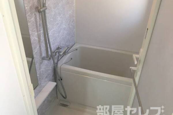 ※他の部屋の写真を流用しています。