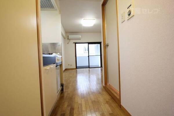 ※他の部屋の写真を流用しています。