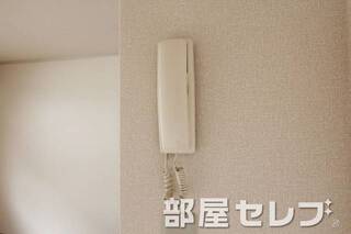 インターホンあります。