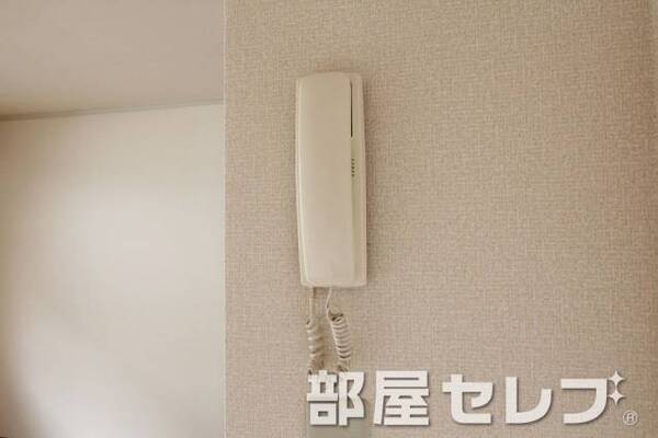 インターホンあります。