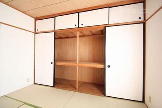 和室の収納です。