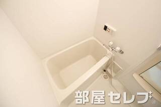 綺麗なバスルーム。