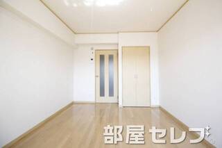 違う角度から寝室。