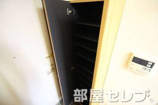 シューズボックス。イメージ写真