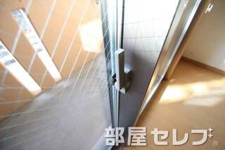 網ガラス。イメージ写真