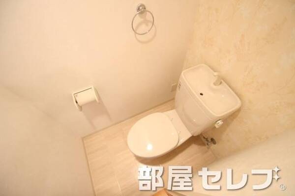綺麗で清潔感ありますね。写真は他号室です
