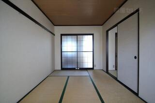 落ち着きのある和室です。