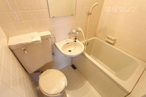 バス、トイレ同室です　※5Eのお部屋です