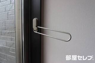 室内物干し用の金具です。