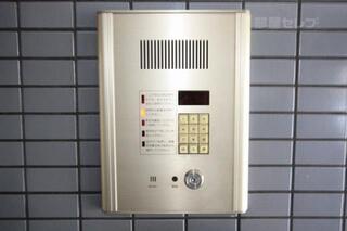 オートロック付きです。