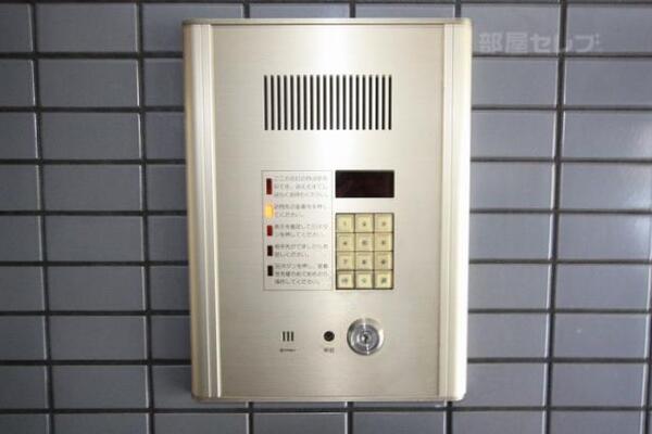 オートロック付きです。