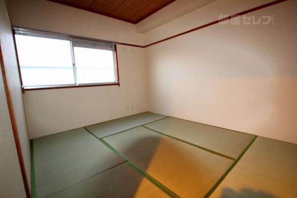 和室でくつろぎましょう。