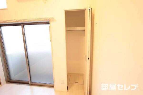 高さもあり収納しやすいです