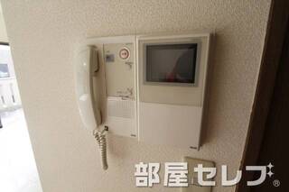 モニターホンで安心ですね。