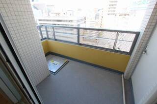 角部屋ならではのベランダ