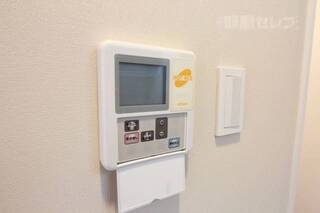 給湯もダイニング側から設定可能です。