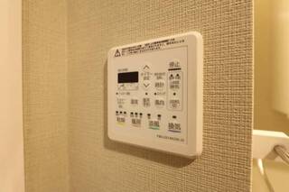 浴室乾燥機付きです