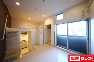 203号室の写真を参照