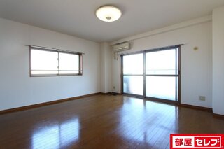 1号室の写真を参照