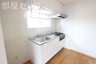 使い勝手の良いシステムキッチン