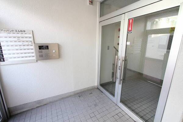 オートロック完備です。