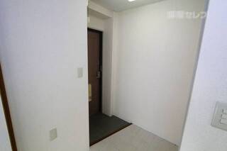 リフォーム中です　103号室の写真です。