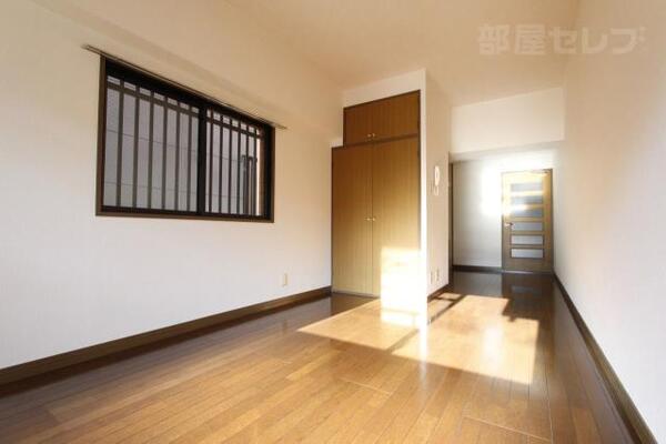 １０２号室