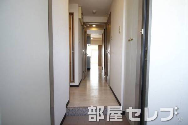 玄関口。