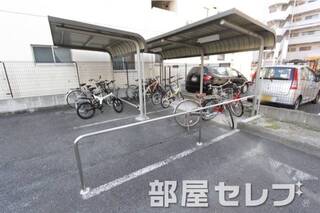 自転車置場。