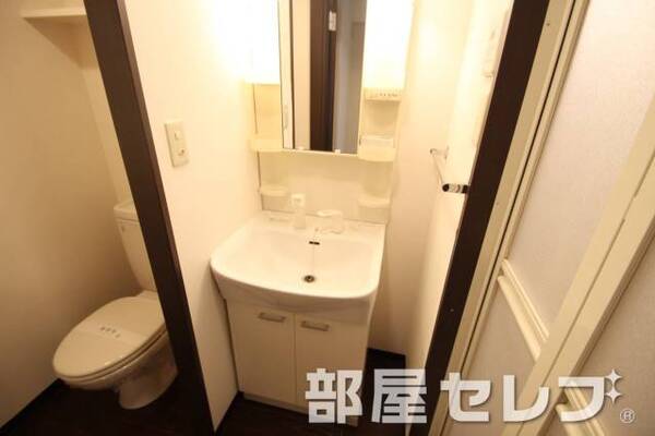 独立洗面で快適。イメージ写真