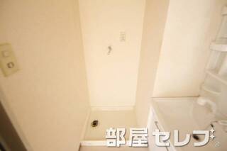 室内洗濯機置き場。