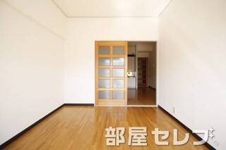 南側居室。
