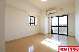 5号室の写真を参照