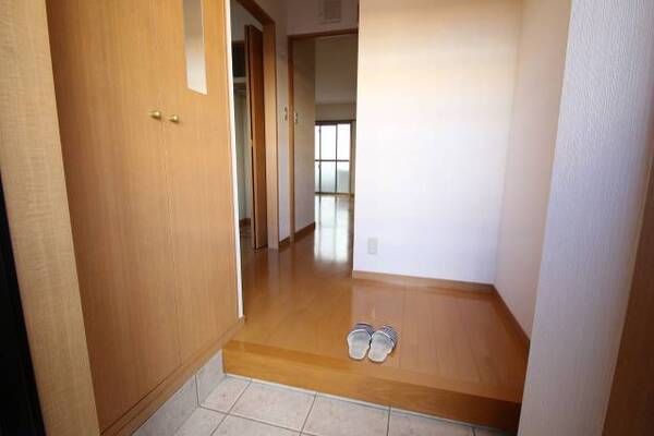 シューズボックス付き玄関