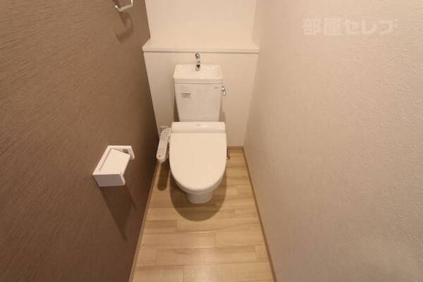 ※207号室内装写真参照