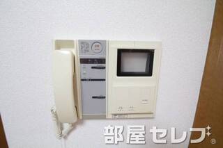 モニターホンで安心ですね。