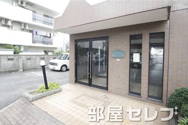 エントランス。