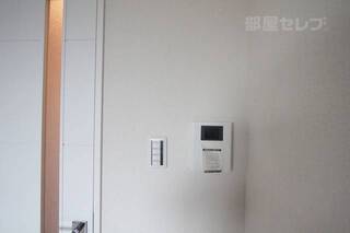 安心のモニターホンです