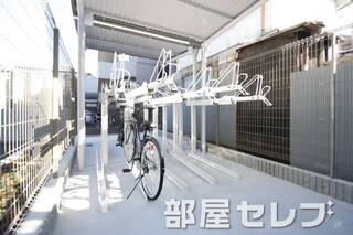 自転車置場。