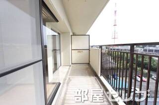 和室から北側洋室までつながっています。他号室の写真です。