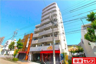 カッコイイ外観ですよね。