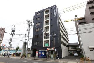 どっしりとした外観が特徴です。