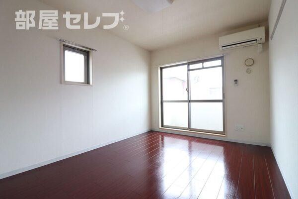 角部屋の写真を参照