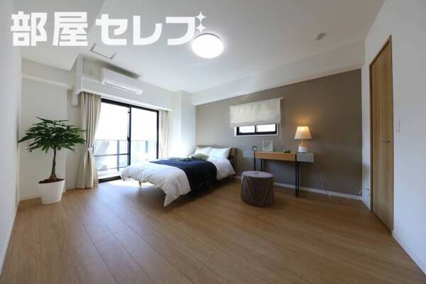 ※モデルルーム（階数によって色合いの相違があります。）