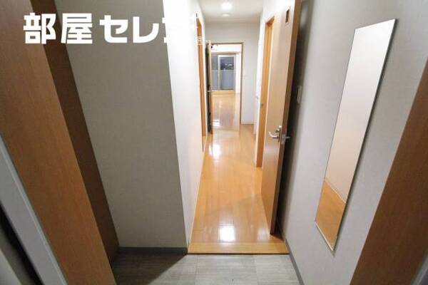 玄関口。イメージ写真