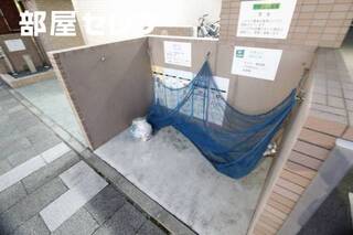 ゴミ置き場。