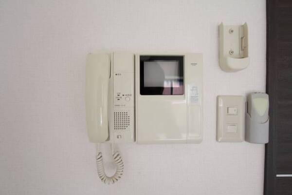 オートロックセキュリティ付きの物件です。