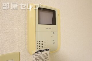 テレビモニターホンで来客チェックできますよ。