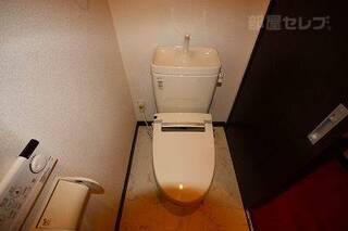 清潔感漂うトイレです
