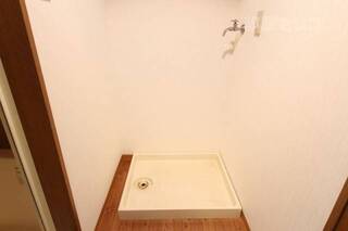 室内洗濯機置き場です　※306号室内装写真参照